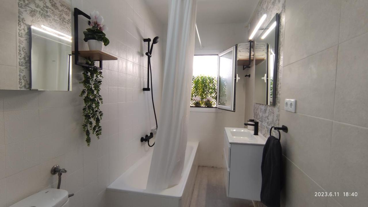 Apartmán Rosalia Playa San Cristobal Wifi Netflix Almuñécar Exteriér fotografie